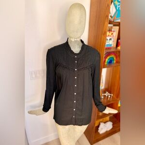 XiRENA Women's Black Long Sleeve Button Down Shirt. Size Small